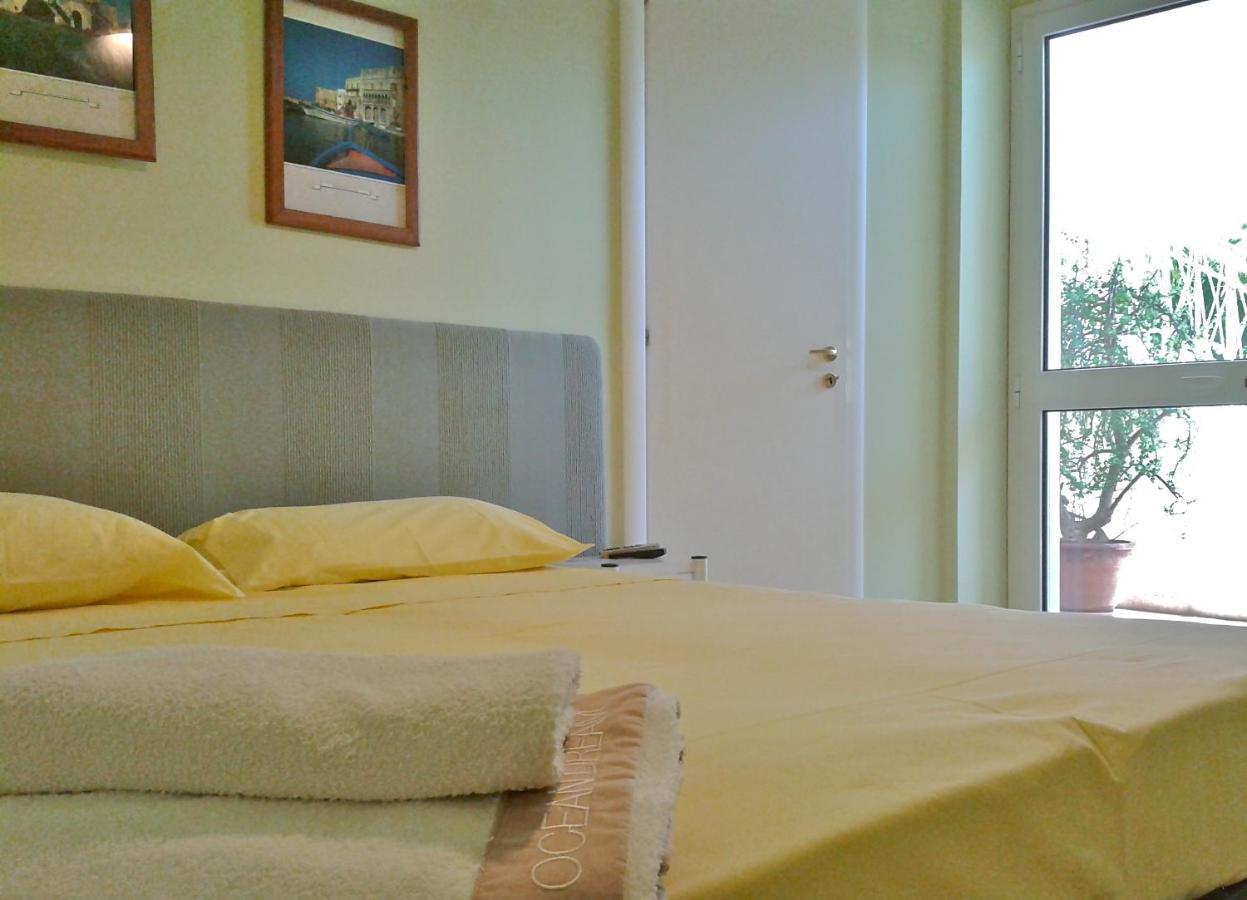 Bed and Breakfast Mandarinoarancio Алецио Экстерьер фото